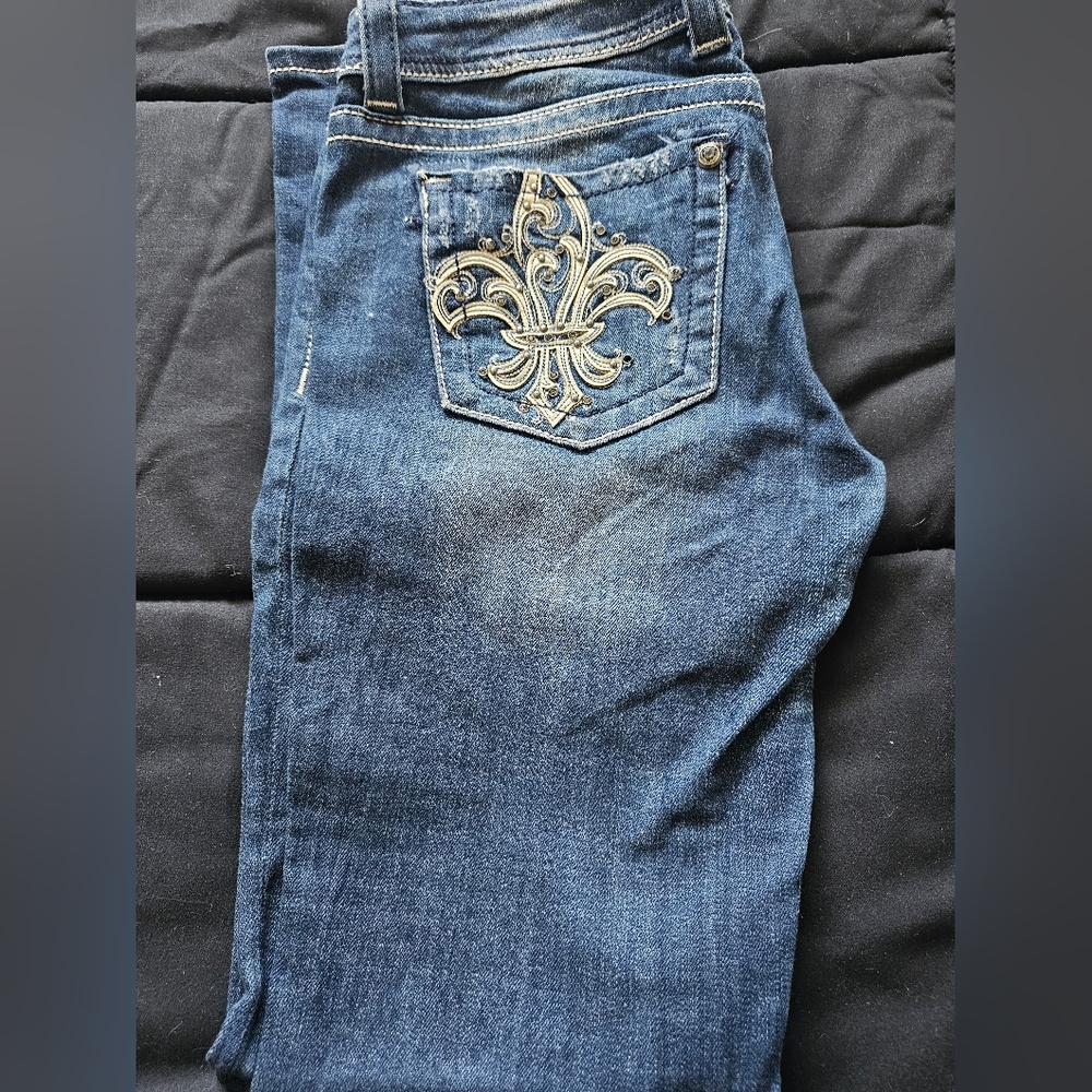 Miss Me fleur de lis bootcut jeans